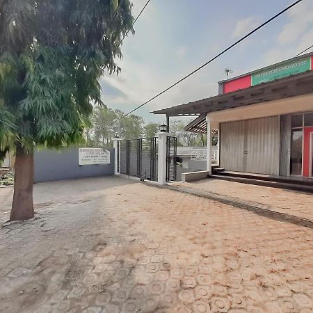 Wisma Asri Syariah Majalengka Redpartner Dawuhan Zewnętrze zdjęcie