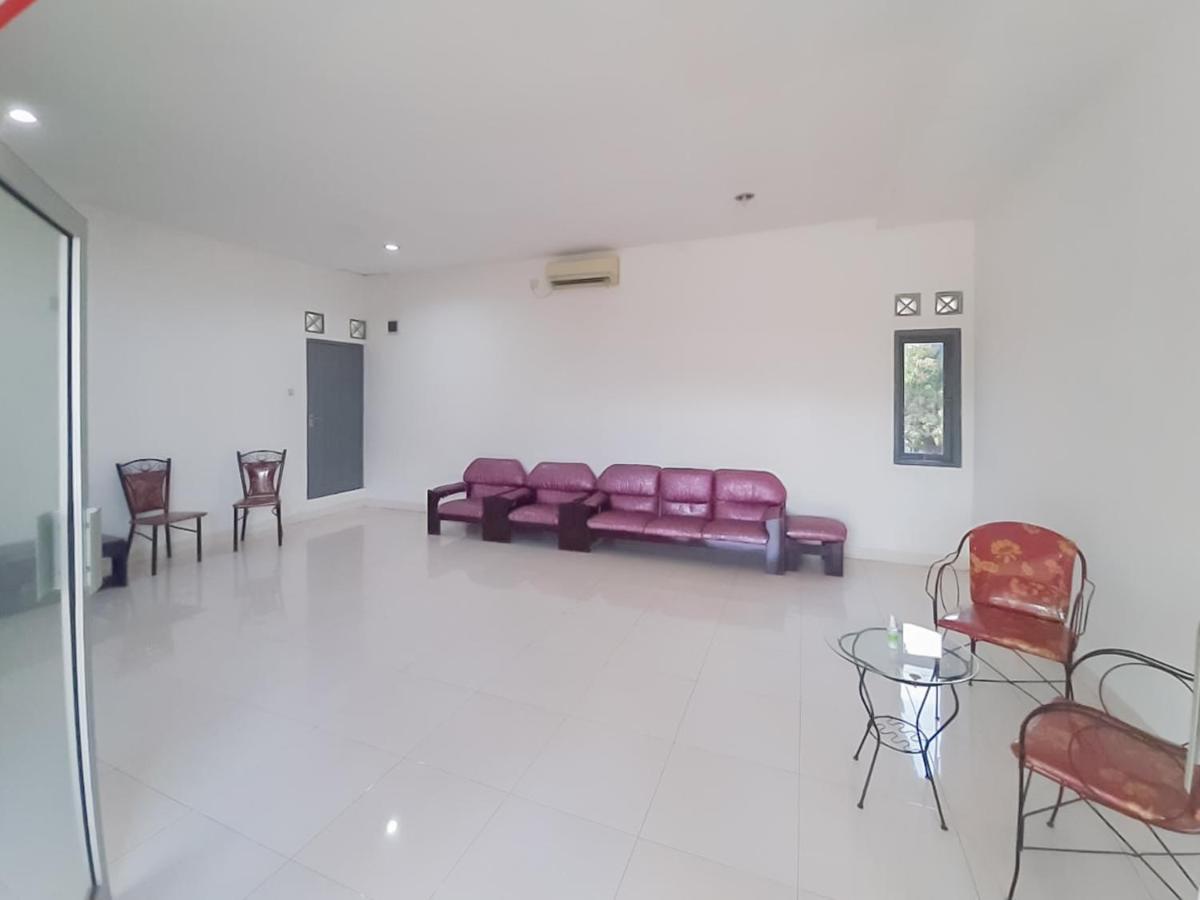 Wisma Asri Syariah Majalengka Redpartner Dawuhan Zewnętrze zdjęcie